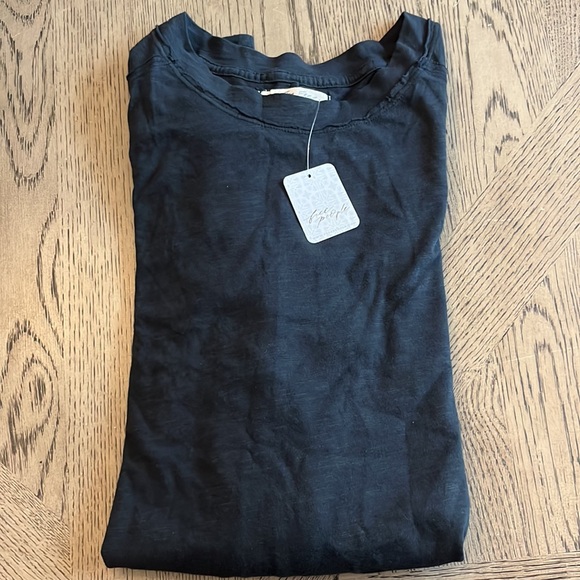 Free People We the Free Arden Tee long Sleeve Black Small NWT - Picture 5 of 7